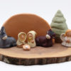 Compo bois de cade avec arbre produit etables petites creches-non recadre