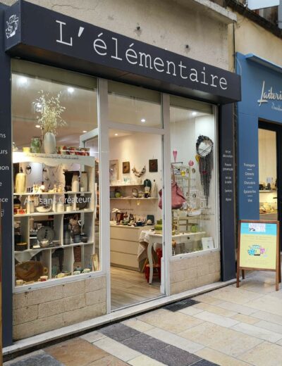 Extérieur boutique l'elementaire